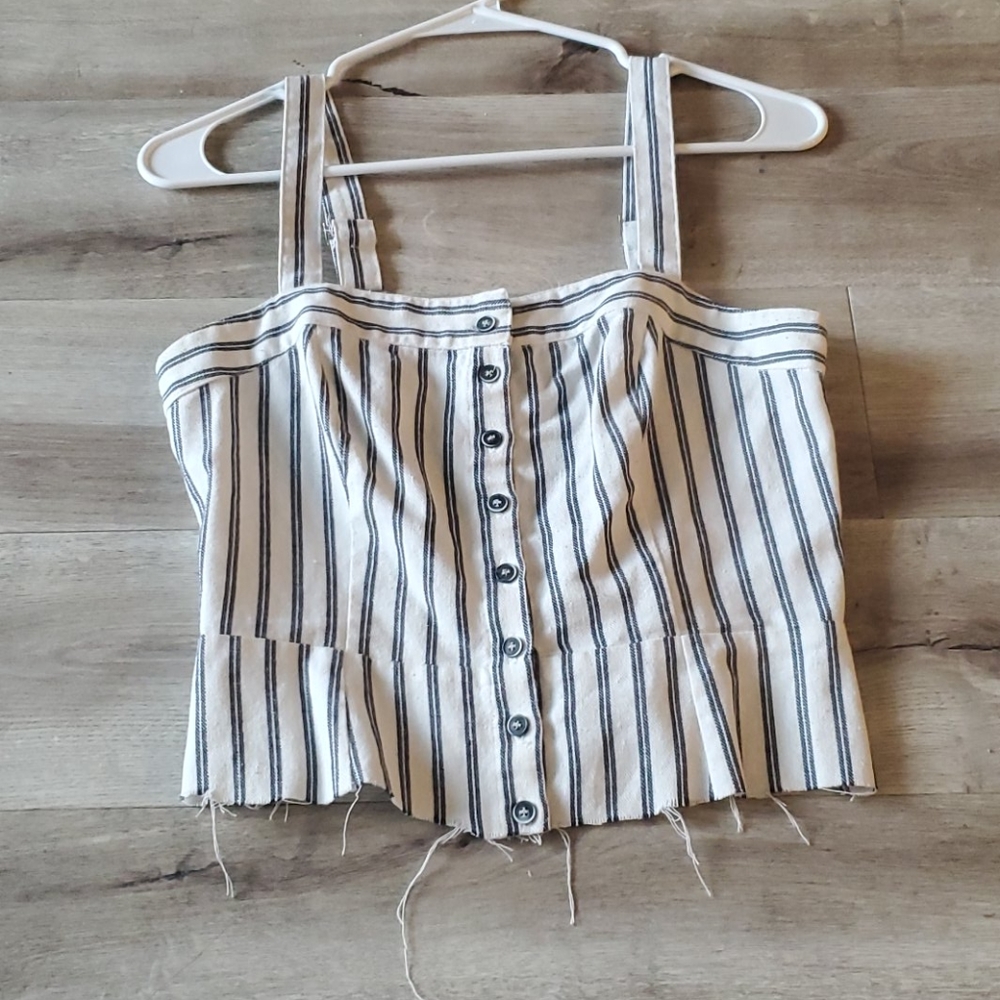 Crop tank